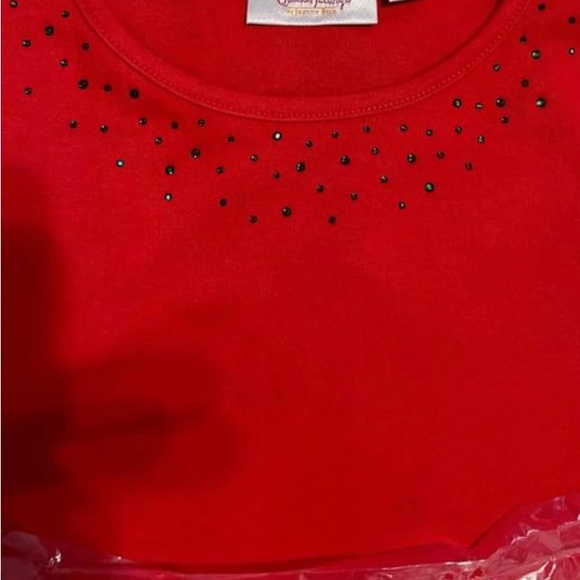 NEW 2 Pk Of Quacker Factory Holiday Twinkle Shirts- medium - Picture 8 of 8